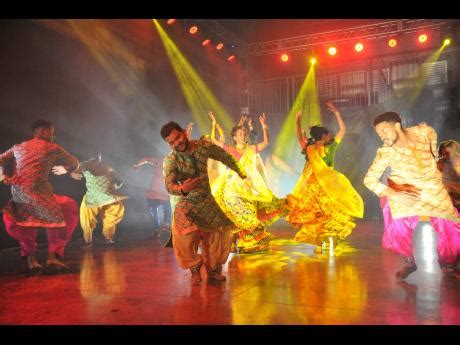 Xbalanque Bollywood Extravaganza: A Symphony of Dance, Drama, and Unexpected Twists!